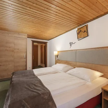 Kirchenwirt Hotel