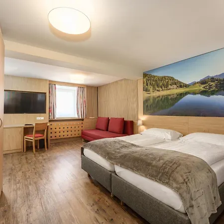 Hotell Kirchenwirt 3*