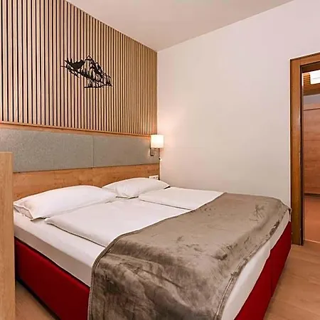 Hotel Kirchenwirt Schladming